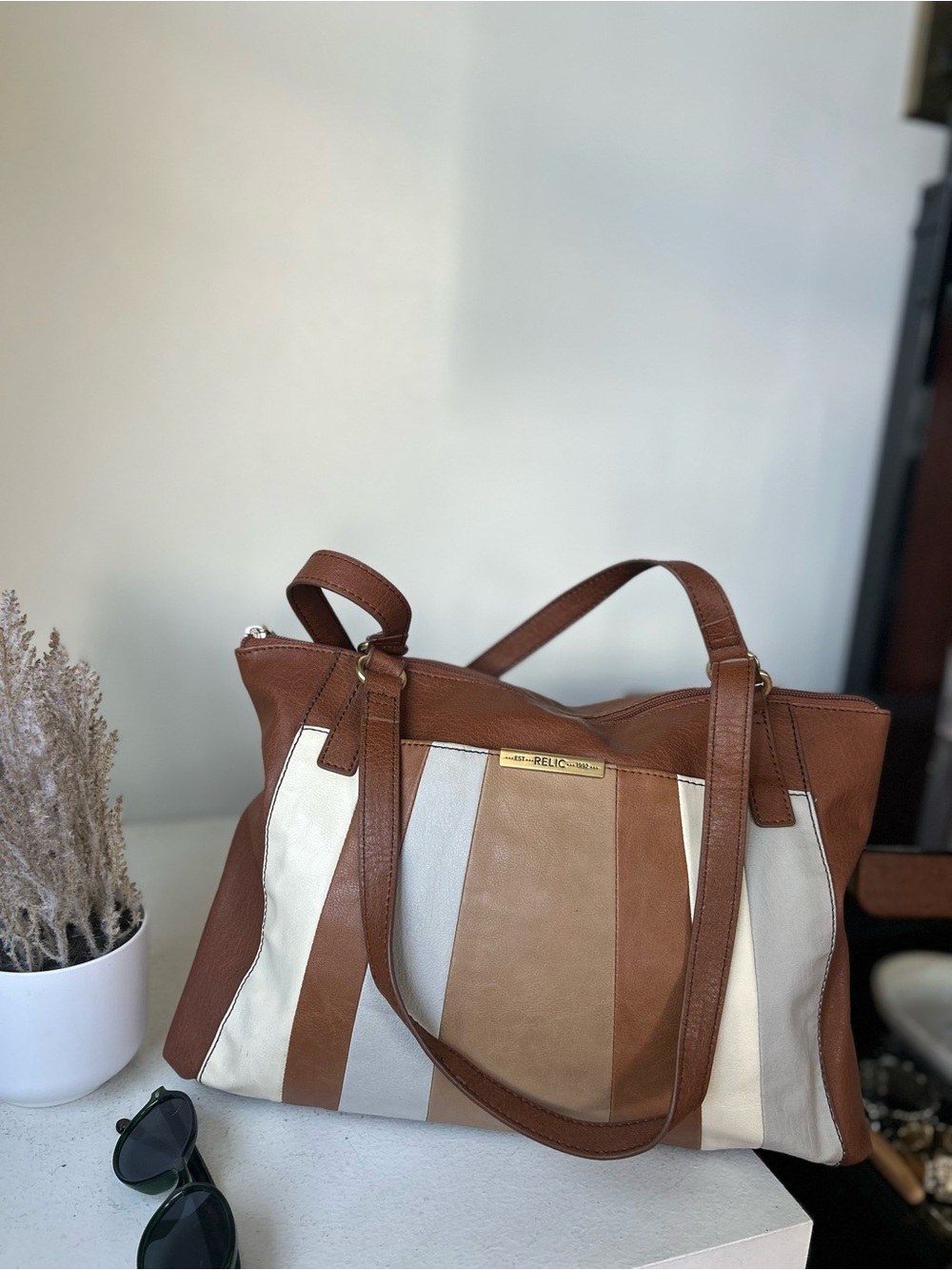 Relic Brown Multi-Panel Leather Tote Bag - Picture 8 of 11